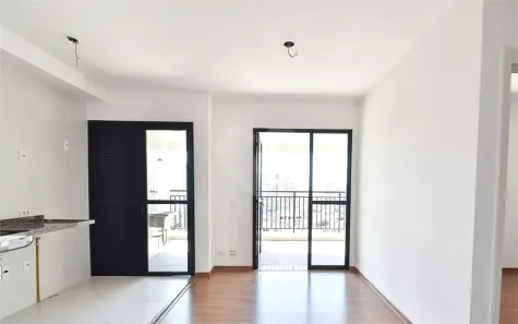 Apartamento com 2 Quartos para alugar, 69m² no Vila Firmiano Pinto, São Paulo