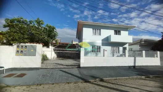 Casa com 7 Quartos à venda, 312m² no Carianos, Florianópolis