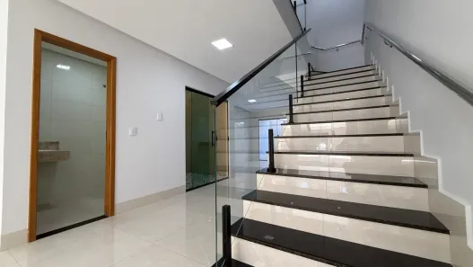 Sobrado com 3 Quartos à venda, 197m² no Residencial Park Solar, Goiânia