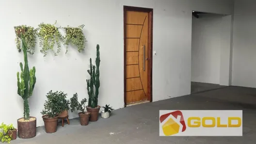 Casa com 3 Quartos à venda, 180m² no Jardim Holanda, Uberlândia