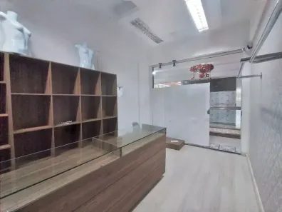 Ponto Comercial para alugar, 17m² no Bom Pastor, Divinópolis
