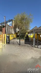 Casa com 2 Quartos para alugar, 10m² no Jardim Campo Limpo, São Paulo