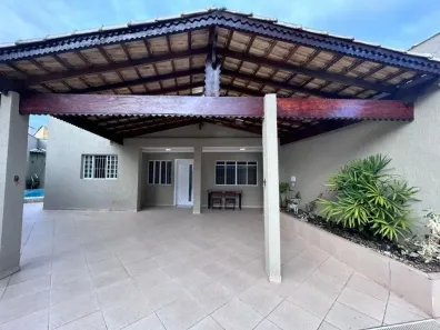 Casa com 4 Quartos à venda, 250m² no Tupi, Praia Grande