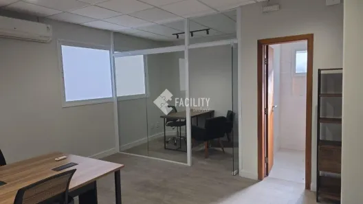 Sala Comercial com 3 Quartos para alugar, 90m² no Swiss Park, Campinas