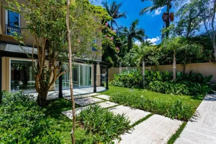Casa com 5 Quartos à venda, 936m² no Jardim América, São Paulo
