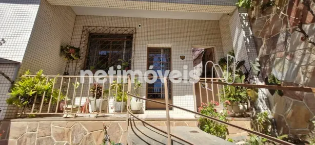 Casa com 3 Quartos à venda, 360m² no Nova Suíssa, Belo Horizonte