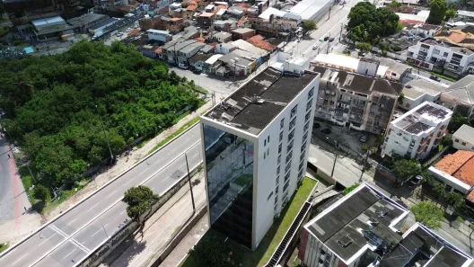 Prédio Comercial com 12 Quartos à venda, 282m² no Espinheiro, Recife