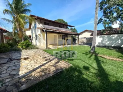 Casa com 4 Quartos à venda, 236m² no Centro, Rio das Ostras
