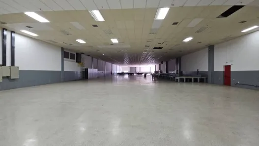 Sala Comercial para alugar, 2262m² no Eugênio de Mello, São José dos Campos