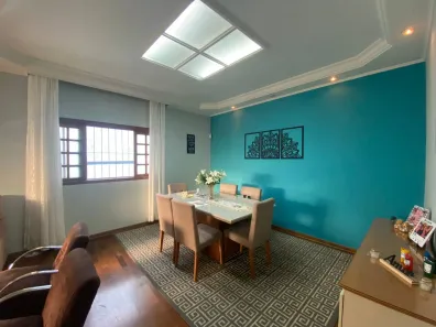 Sobrado com 4 Quartos à venda, 237m² no Jardim Oriental, São Paulo