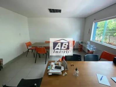Prédio Comercial à venda, 180m² no Bosque da Saúde, São Paulo
