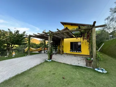 Fazenda/Sítio com 2 Quartos à venda, 160m² no Registro, Taubaté