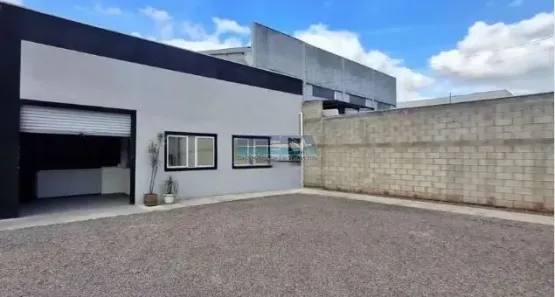 Galpão/Depósito/Armazém à venda, 207m² no Novo Mundo, Curitiba