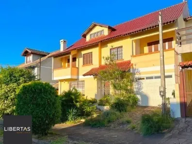 Casa com 3 Quartos à venda, 320m² no Espírito Santo, Porto Alegre