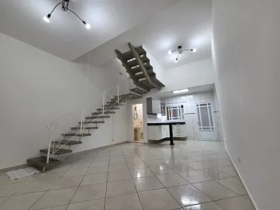 Casa de Condomínio com 3 Quartos à venda, 123m² no Jardim Tupanci, Barueri