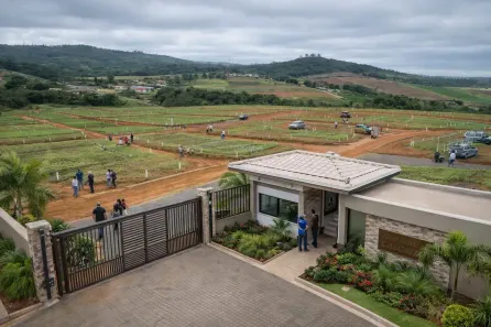 Lote/Terreno à venda, 500m² no Parque Ideal, Carapicuíba