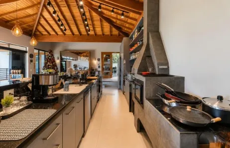 Casa de Condomínio com 4 Quartos à venda, 400m² no Placidolândia, Serra Negra
