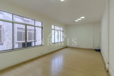 Sala Comercial para alugar, 58m² no Centro, São Paulo
