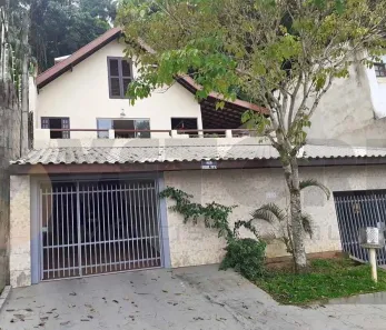 Sobrado com 4 Quartos à venda, 160m² no Jardim Califórnia, Caraguatatuba