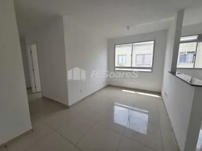 Apartamento com 2 Quartos à venda, 45m² no Realengo, Rio de Janeiro