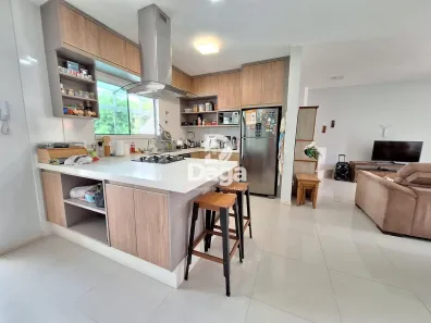 Casa com 4 Quartos à venda, 224m² no Cachoeira do Bom Jesus, Florianópolis
