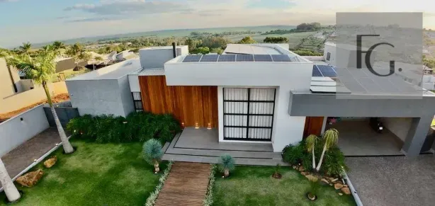 Casa de Condomínio com 4 Quartos à venda, 640m² no Centro, Rolândia