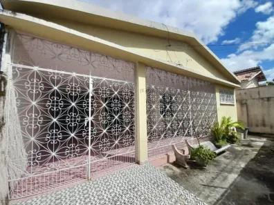 Casa com 3 Quartos à venda, 45m² no Fátima, Fortaleza