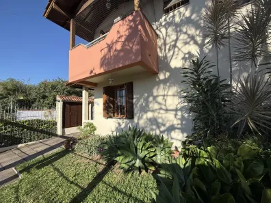 Casa com 2 Quartos para alugar, 63m² no Camaquã, Porto Alegre