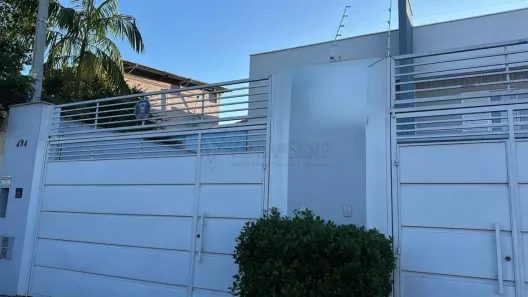 Casa com 3 Quartos à venda, 180m² no Monte Castelo, São José dos Campos
