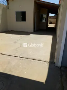 Casa com 2 Quartos à venda, 180m² no Santo Inácio, Montes Claros