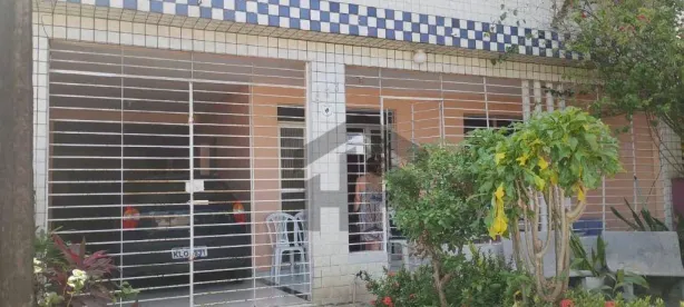 Casa com 8 Quartos à venda, 211m² no Arruda, Recife