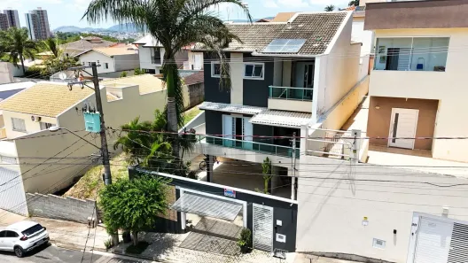 Sobrado com 3 Quartos à venda, 250m² no Mirante de Jundiaí, Jundiaí