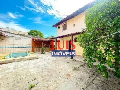 Casa com 4 Quartos à venda, 520m² no Piratininga, Niterói