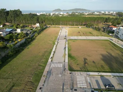Lote/Terreno à venda, 371m² no Campeche, Florianópolis