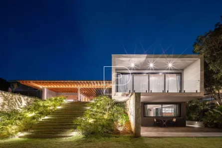 Casa de Condomínio com 4 Quartos para alugar, 900m² no Jardim Torino, Cotia