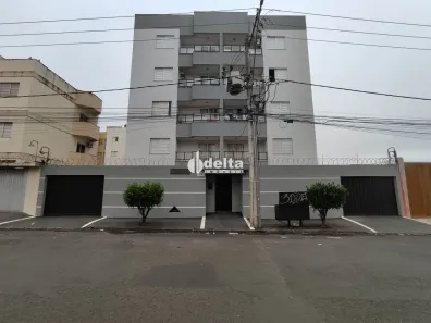Apartamento com 2 Quartos para alugar, 70m² no Santa Mônica, Uberlândia