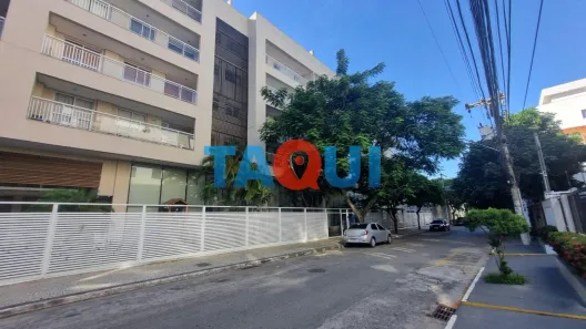 Apartamento com 3 Quartos para alugar, 108m² no Braga, Cabo Frio