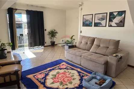 Sobrado com 4 Quartos à venda, 272m² no Jardim Águas Claras, Bragança Paulista