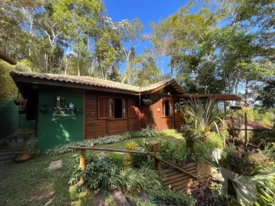 Casa de Condomínio com 2 Quartos à venda, 80m² no Cuiabá, Petrópolis