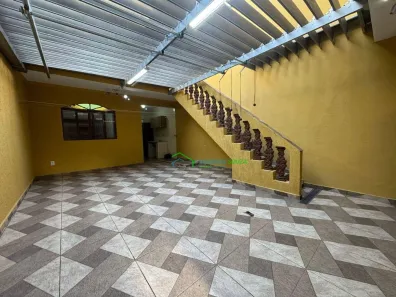 Casa com 3 Quartos à venda, 150m² no Vila Caldas, Carapicuíba