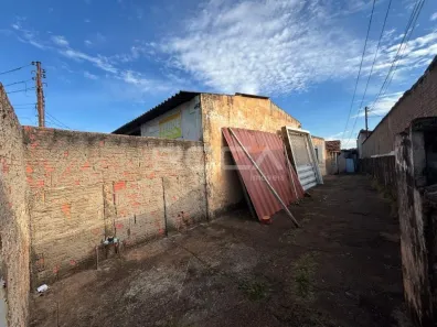 Lote/Terreno à venda, 900m² no Vila Marcelino, São Carlos