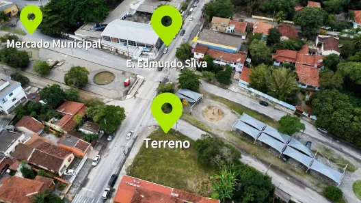 Lote/Terreno à venda, 700m² no Centro, Araruama