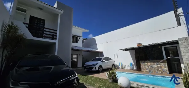 Casa com 6 Quartos à venda, 250m² no Antares, Maceió