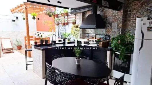 Sobrado com 3 Quartos à venda, 221m² no Vila Assunção, Santo André