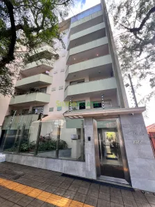 Apartamento com 3 Quartos para alugar, 120m² no Zona 07, Maringá