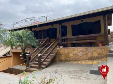 Casa com 3 Quartos à venda, 200m² no Conceição de Itaguá, Brumadinho