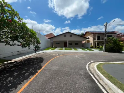 Casa com 4 Quartos para alugar, 350m² no Parque Verde, Belém