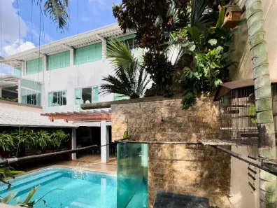 Casa com 8 Quartos à venda, 900m² no Vila Mauá, Goiânia