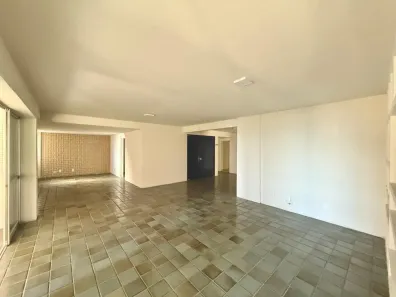 Apartamento com 3 Quartos para alugar, 220m² no Boa Viagem, Recife