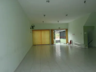 Sobrado com 8 Quartos à venda, 456m² no Vila Flórida, Guarulhos